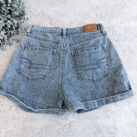 American Eagle High Rise Denim Cuffed Mom Short Size 00 - Picture 8 of 8
